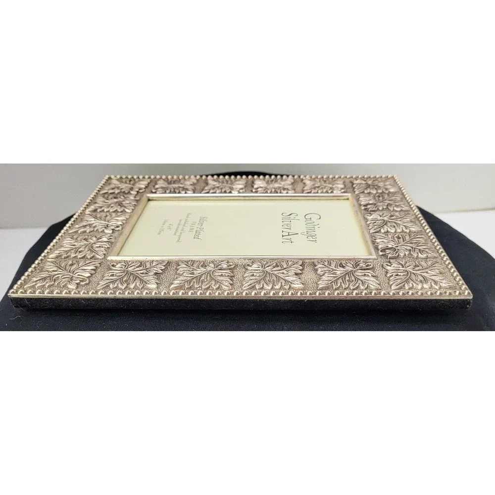 Godinger Silver Plated Picture Frame 4x6 Embossed Leaf Pattern Free Standing